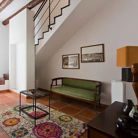Bed & Breakfast Dietro La Cattedrale 3*